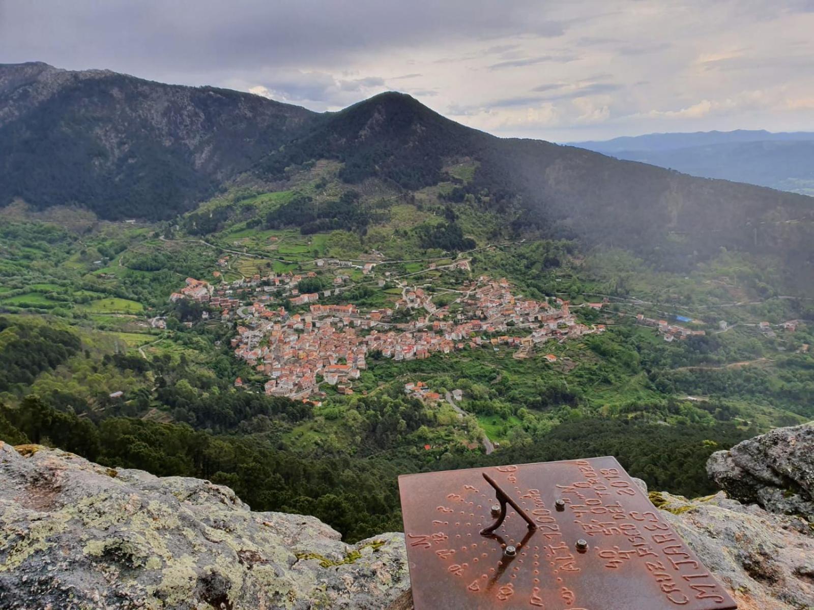 Mirador Del Tietar Appartement Mijares  Buitenkant foto